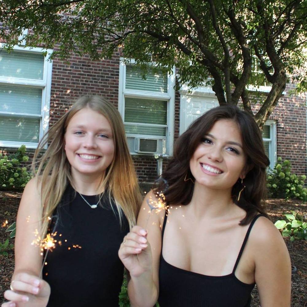 Meet your Posher, Julia